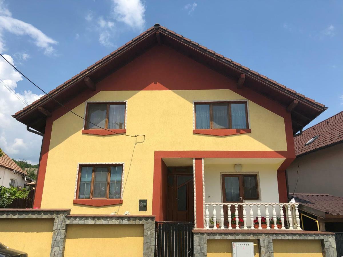 Casa Flori Hotel Călimăneşti Bagian luar foto
